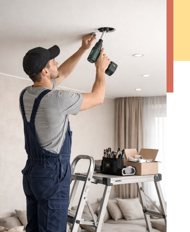 Установка и монтаж точечных светильников в натяжной потолок в Луге от 1856 руб. | ОТДЕЛОЧНИК-Лга